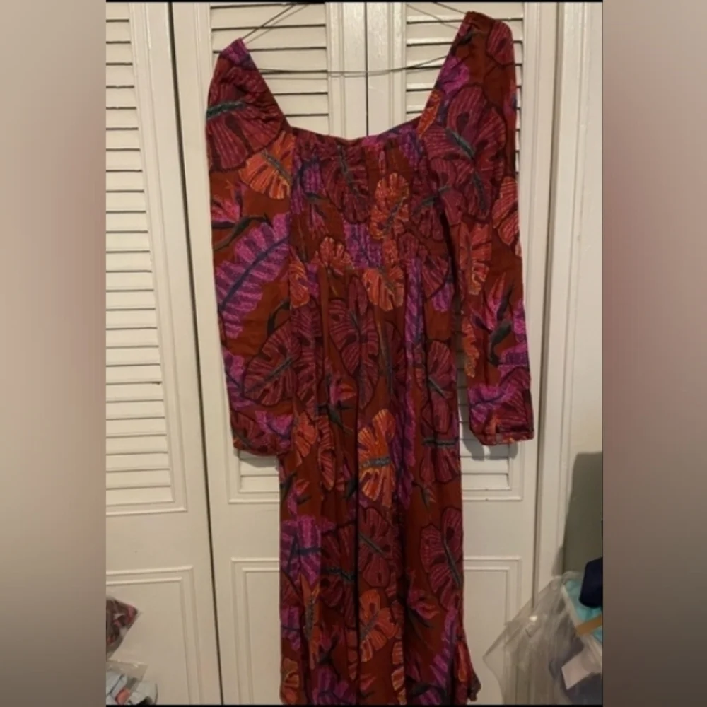 Farm Rio floral midi.